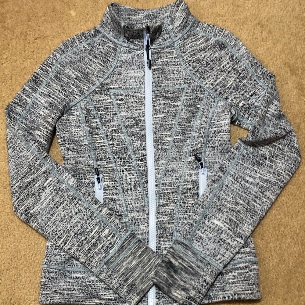 ❌Ivivva 8 Perfect Your Practice Jacket